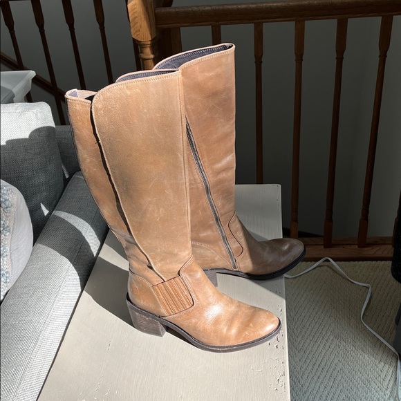 Donald Pliner “Envy” Tan  Knee-High Leather Boots size 8.5 - Picture 11 of 11